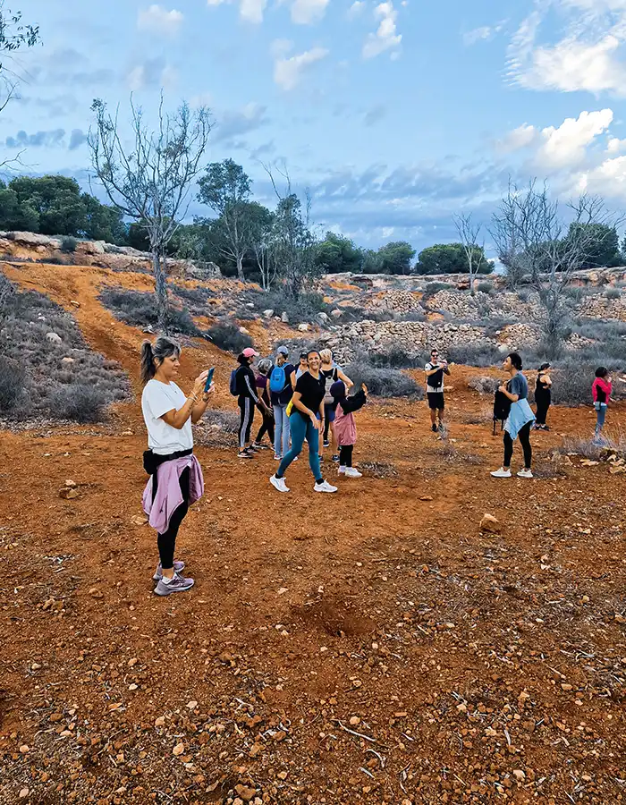 hiking in La Fulla Roja